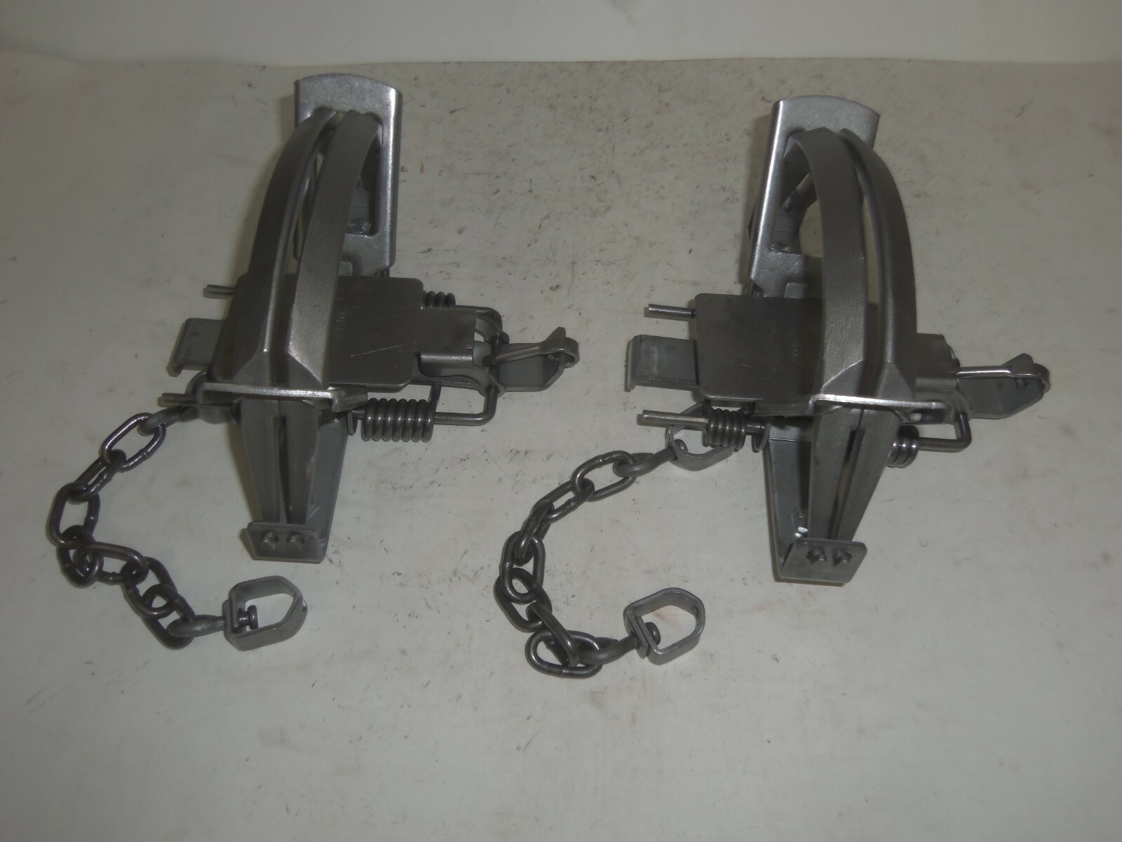 2 Duke 650 Pro Series Offset Jaw Coil Spring Trap 6.5" Coyote Bobcat 4 Coil