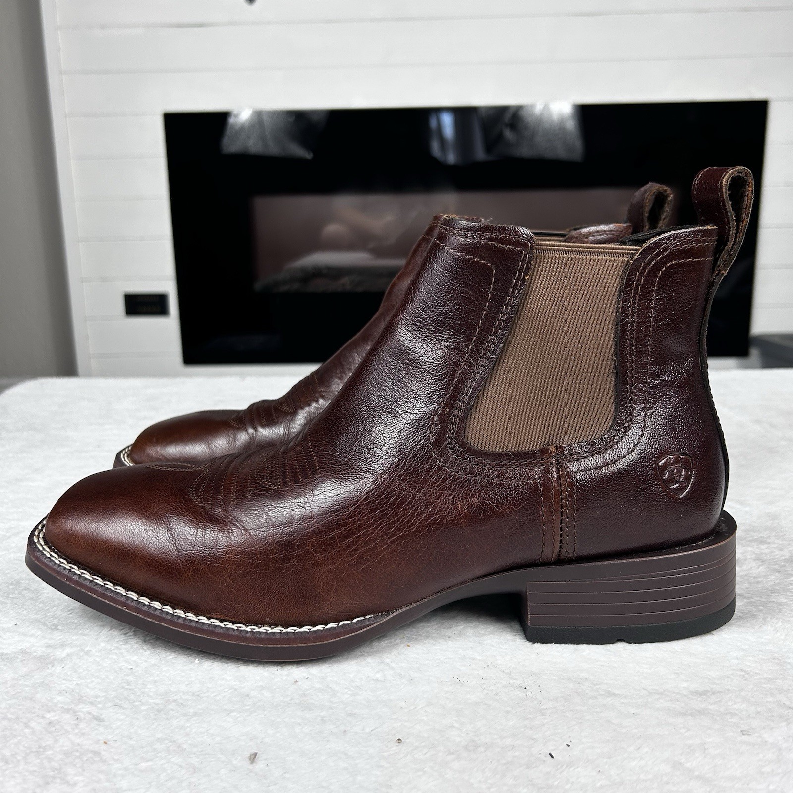 Ariat Booker Ultra Square Toe Western Boots Men's Size 11D Royal Brown Leather