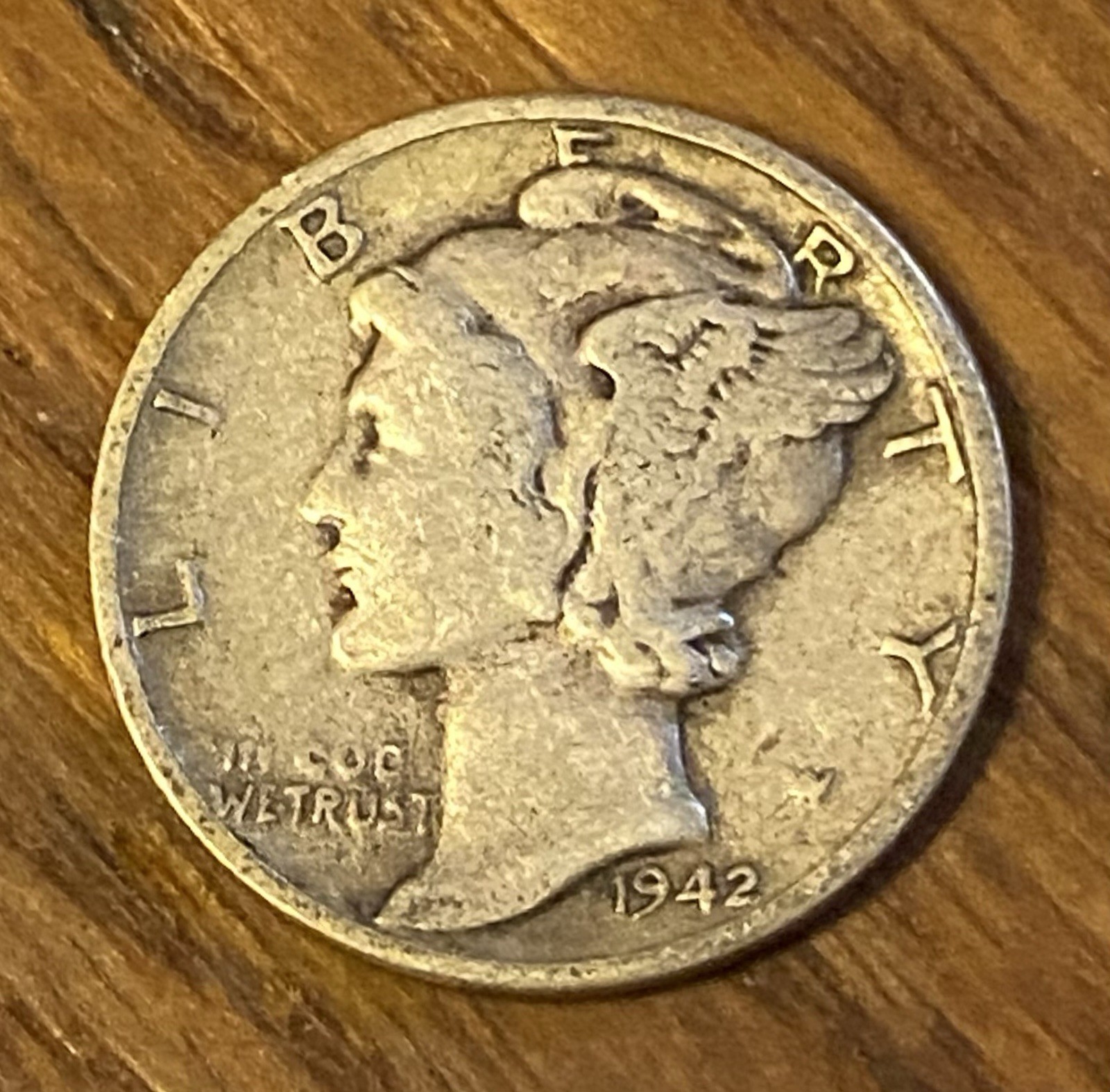 1942 Mercury Dime VF WWII Era 90% Silver Philadelphia Winged Liberty US Coin 10c