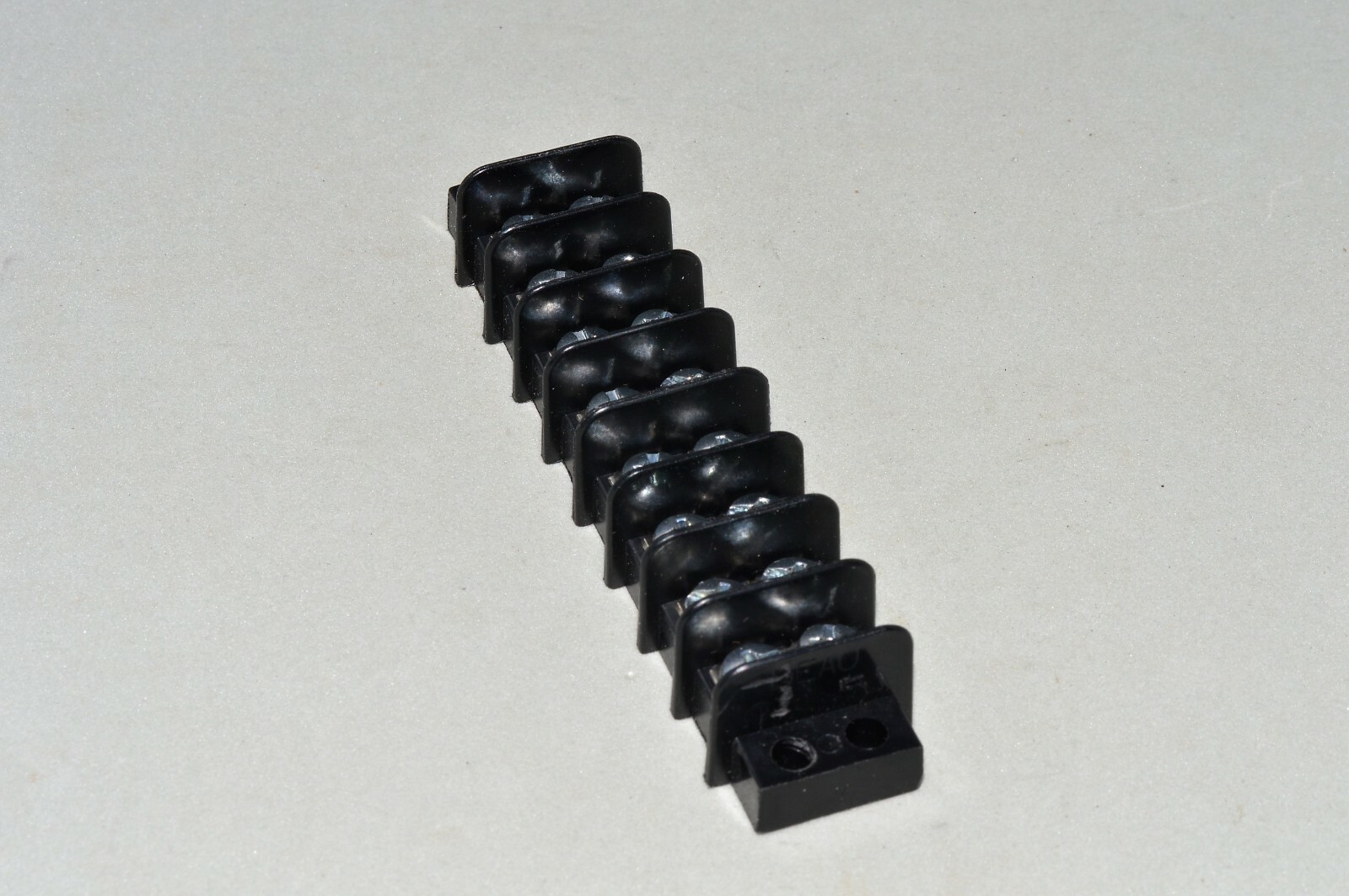 8 Position Double Row Terminal Block Board BEAU 76
