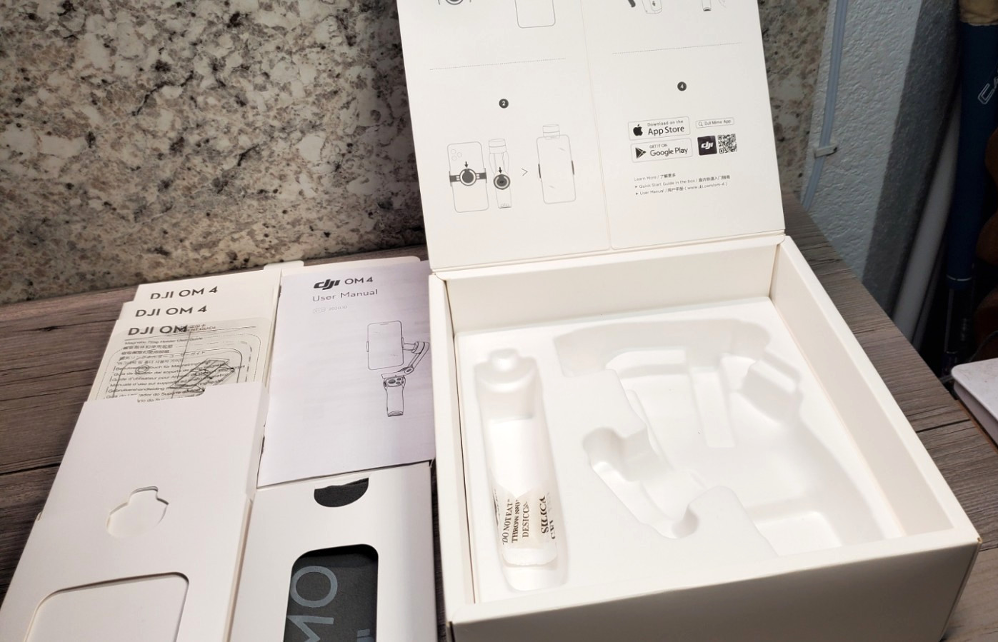 DJI OM 4 Handheld Foldable Gimbal 3-Axis Stabilizer