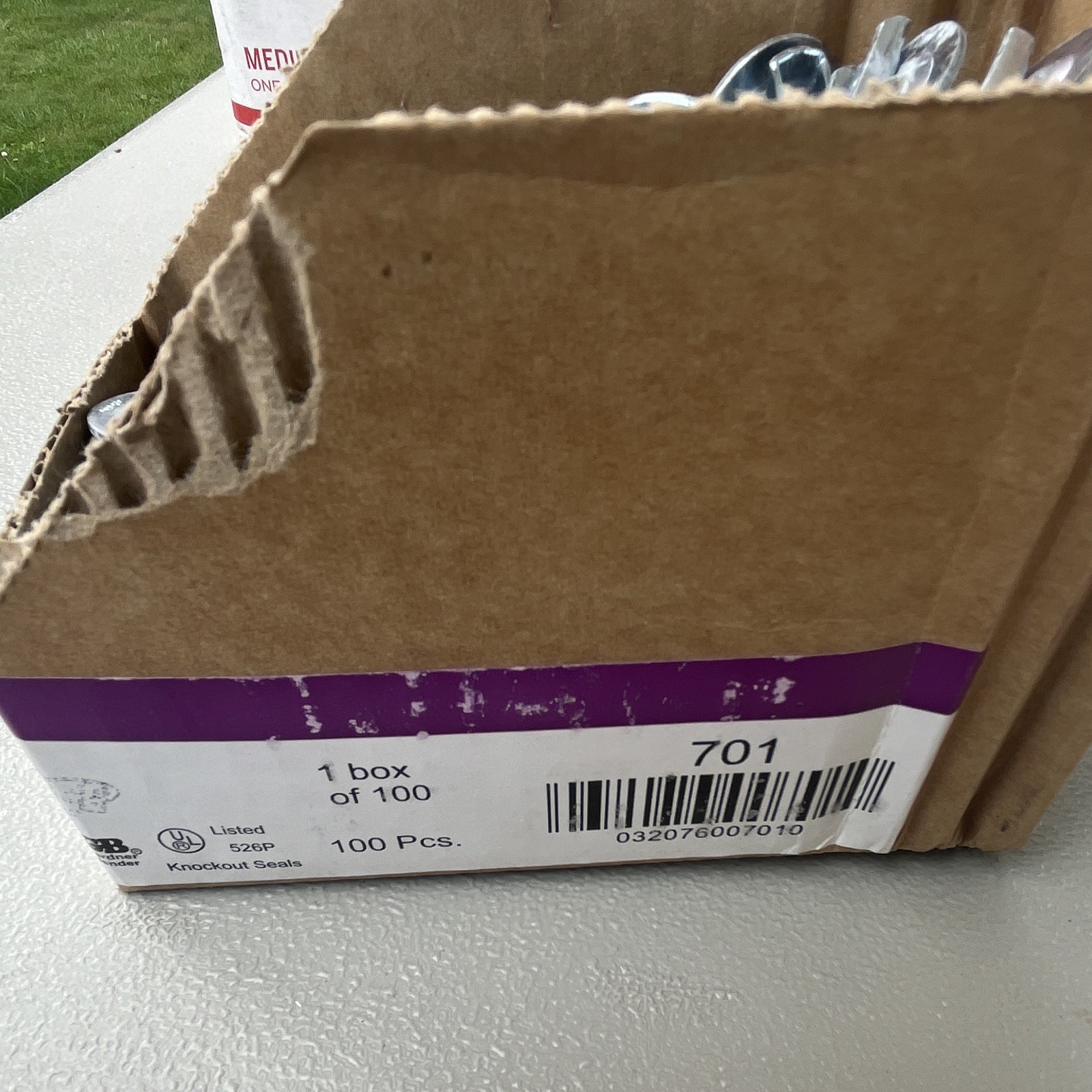 Gardner Benders 1/2 in Knockout Seals, Zinc Steel Silver, 100 Pack, MPN 701