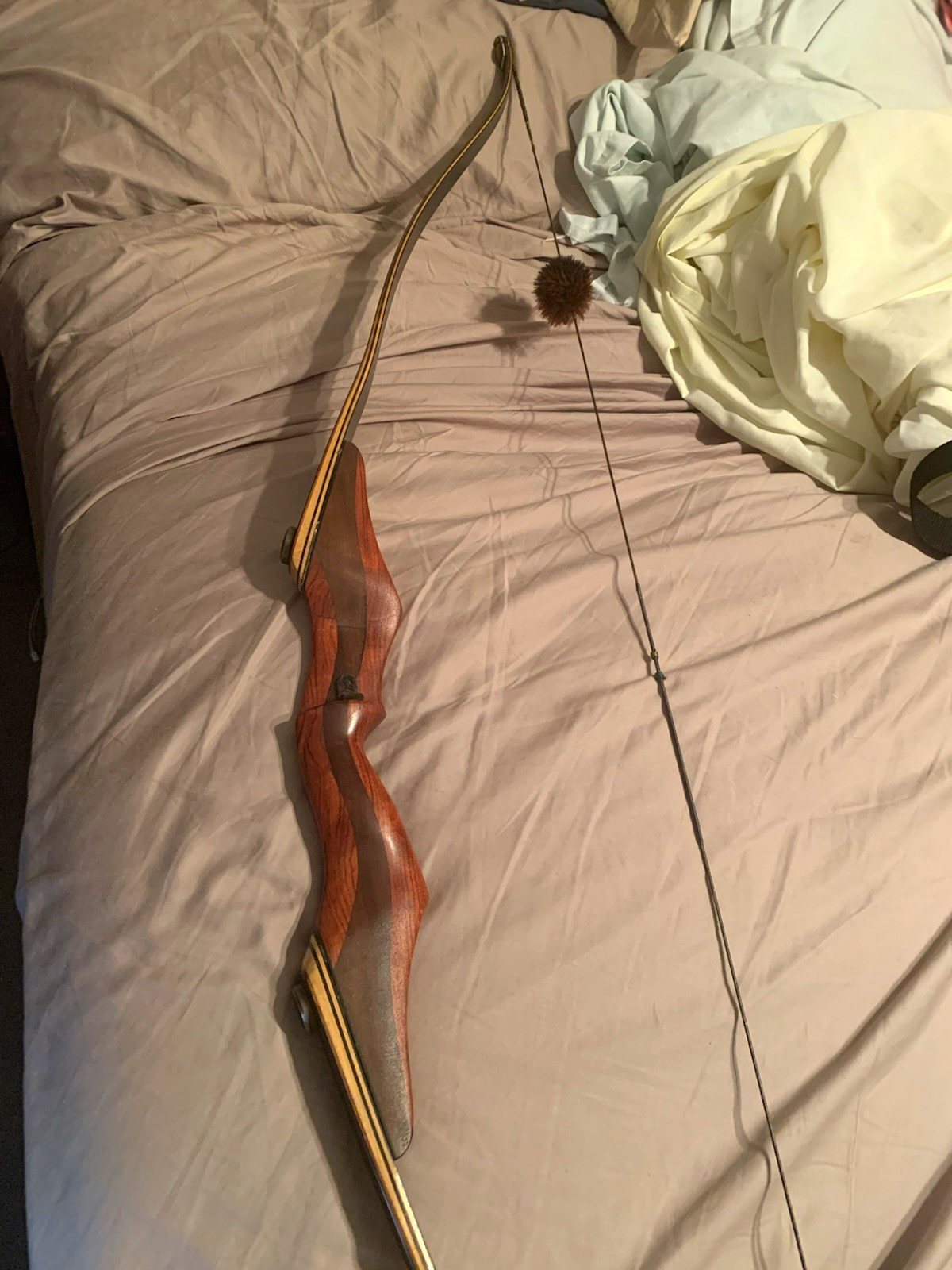 Sasquatch Hybrid T/D Longbow RH 60in 52lb @30”