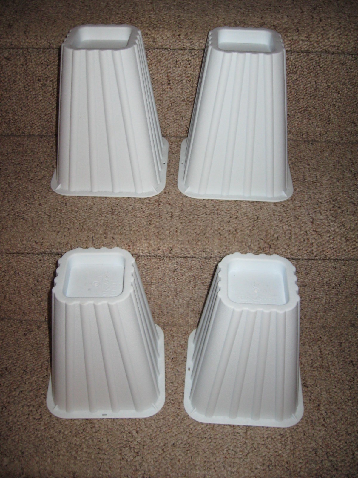NEW LOT OF 4 Bed Risers 8 Inch Heavy Duty Furniture Risers Lifts Supports