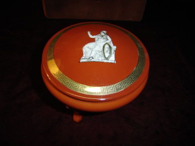 Porcelain Covered Powder or Covered Trinket Box.   6262