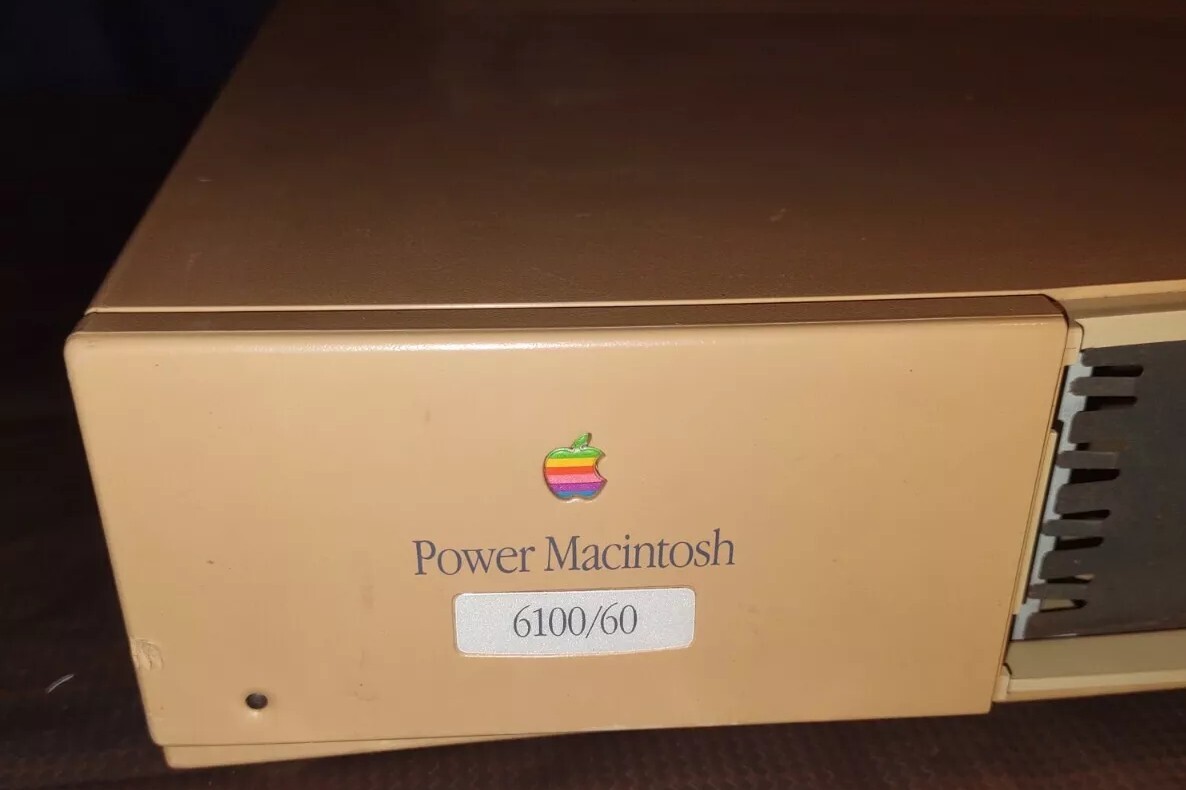 Apple Macintosh PowerPC 6100/60 Model M1596 160mb HDD MEM CPU PSU Motherboard