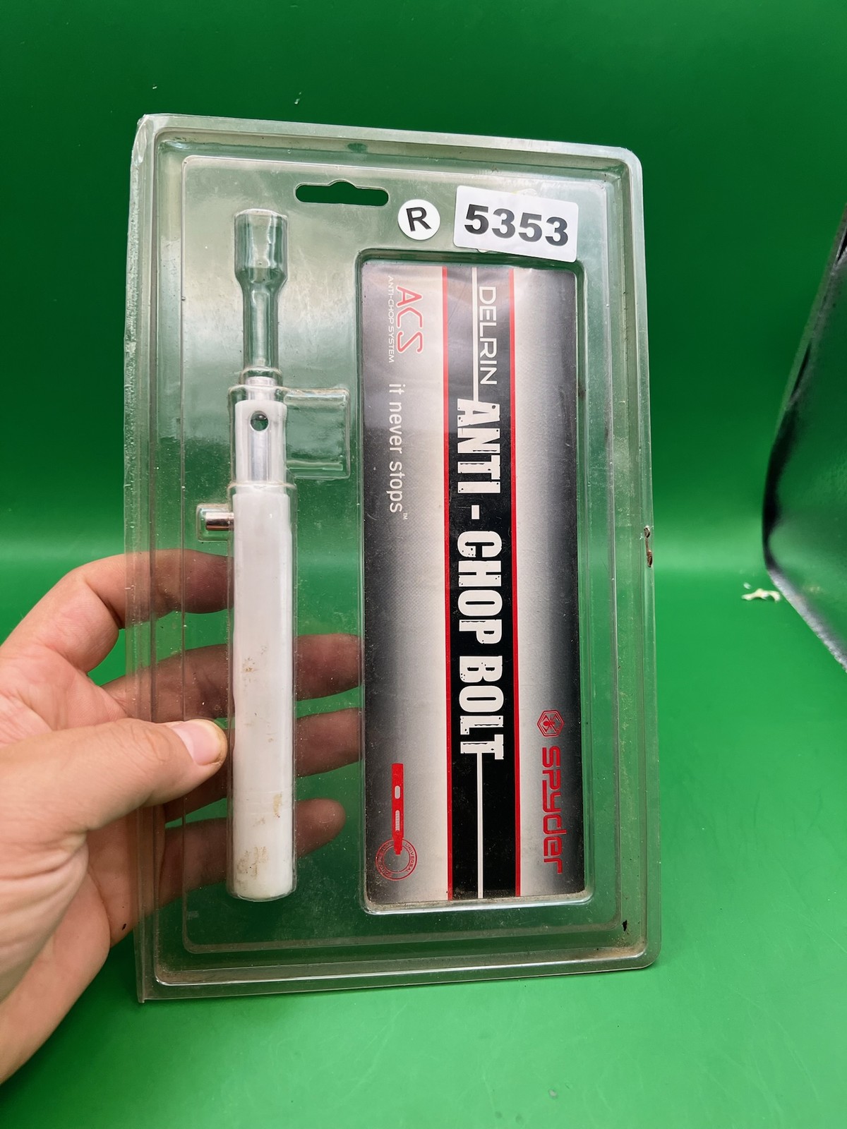 Spyder Anti-Chop Bolt White