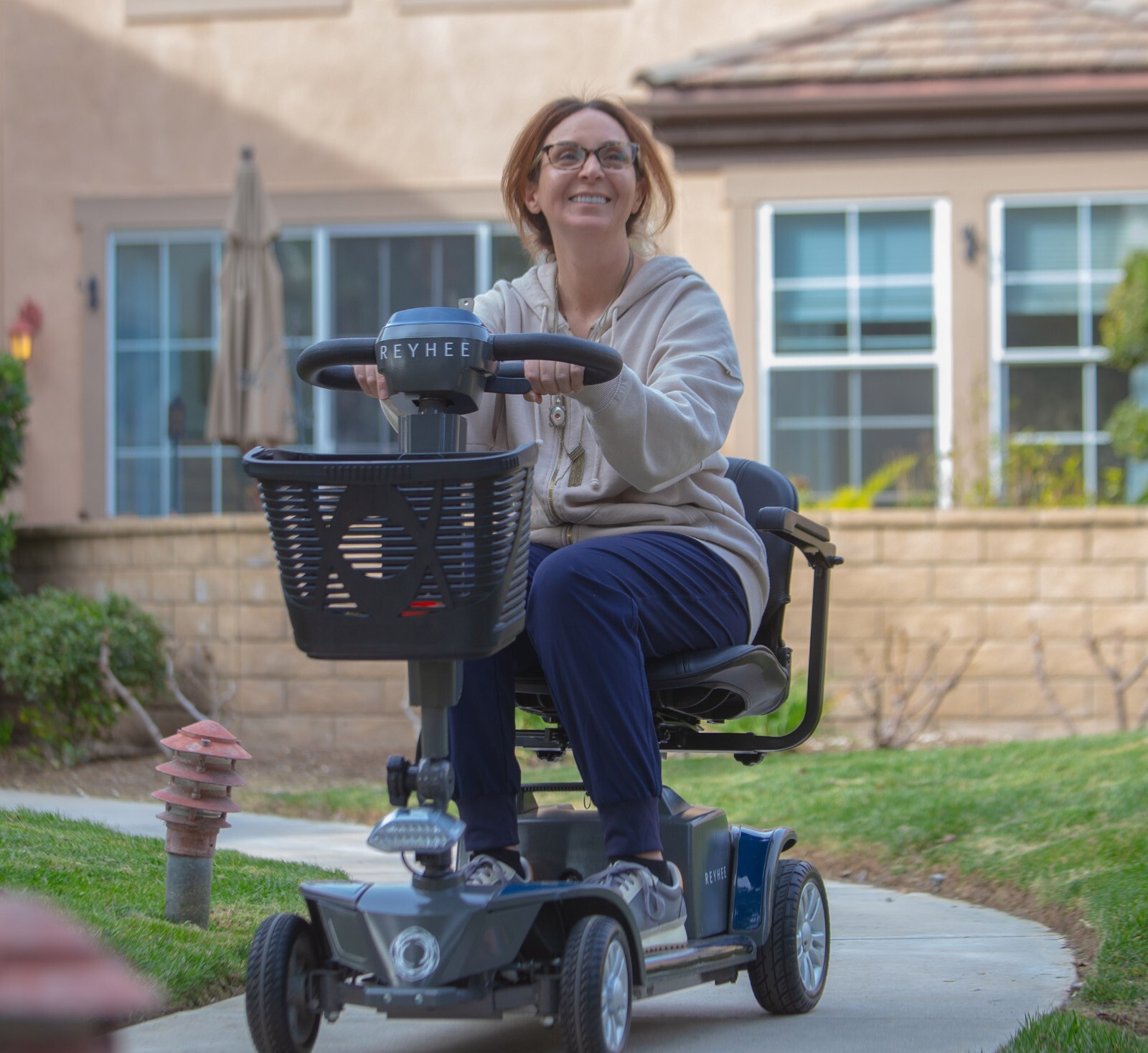 Purple Cruiser 4 Wheel Mobility Scooter 300 Capacity 15 Miles on 1 Charge