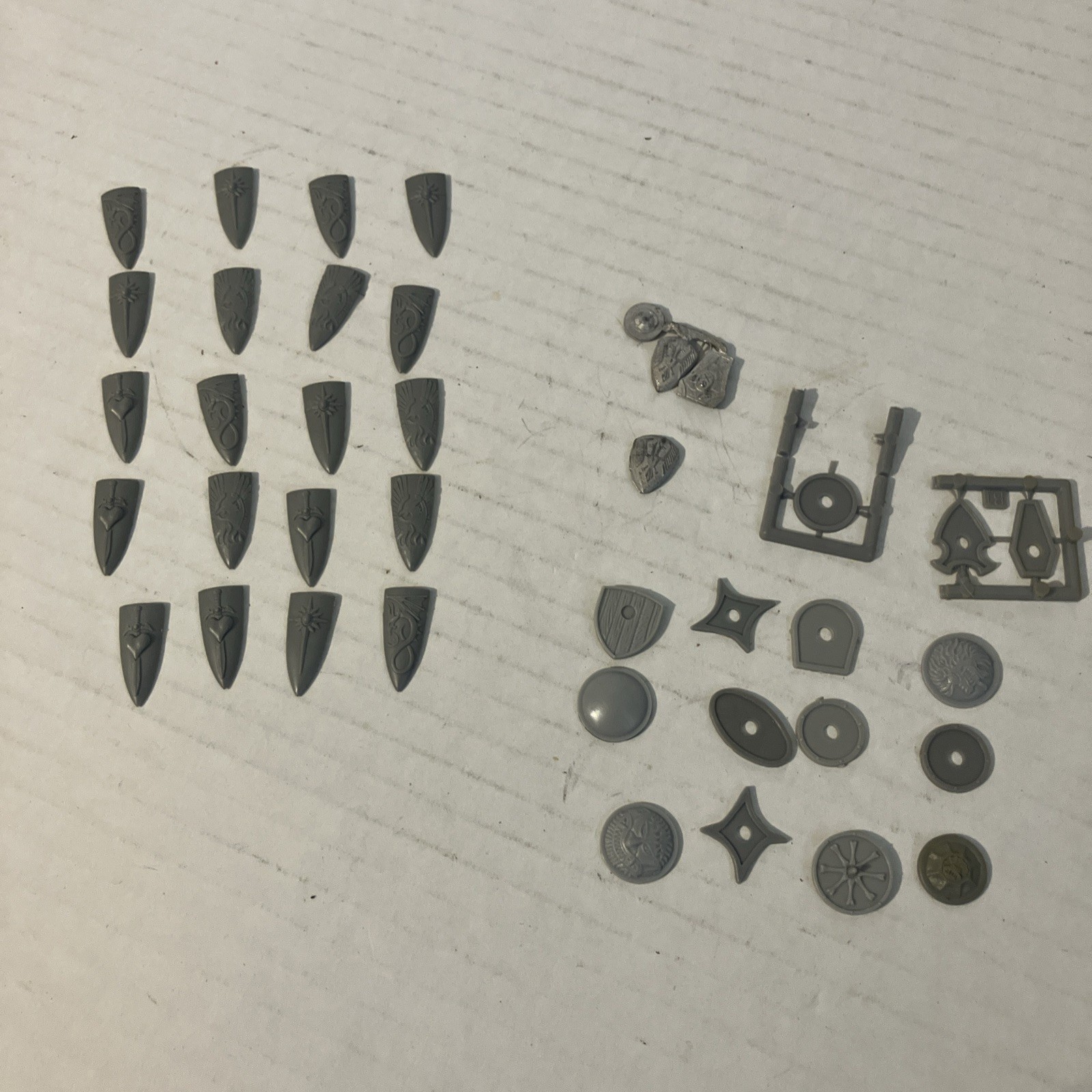 Warhammer Assorted Lot of Shields Plastic Mixed Lot of 38, 3 Metal