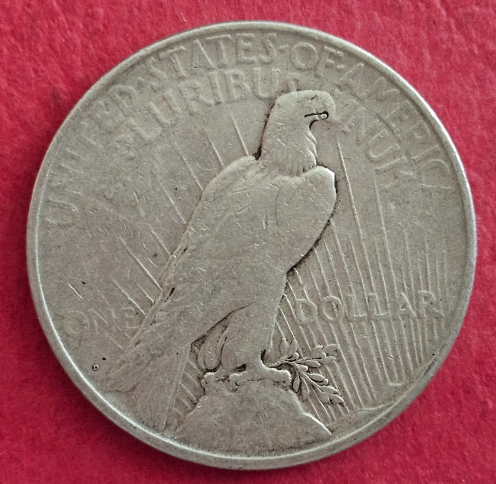 1923-D Peace Silver Dollar - Circulated