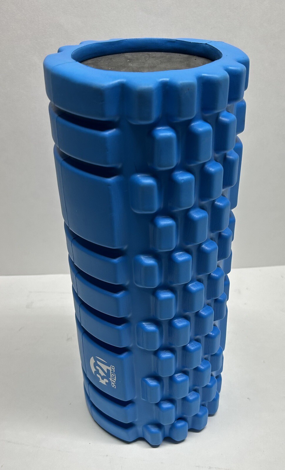 High Density Blue Foam Roller for Muscle Massage/Recovery - EUC