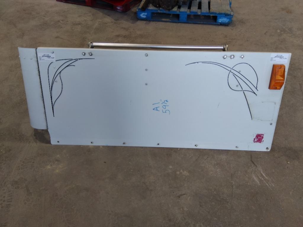 For 1996 FREIGHTLINER FLD112 SLEEPER FAIRING Left , MN