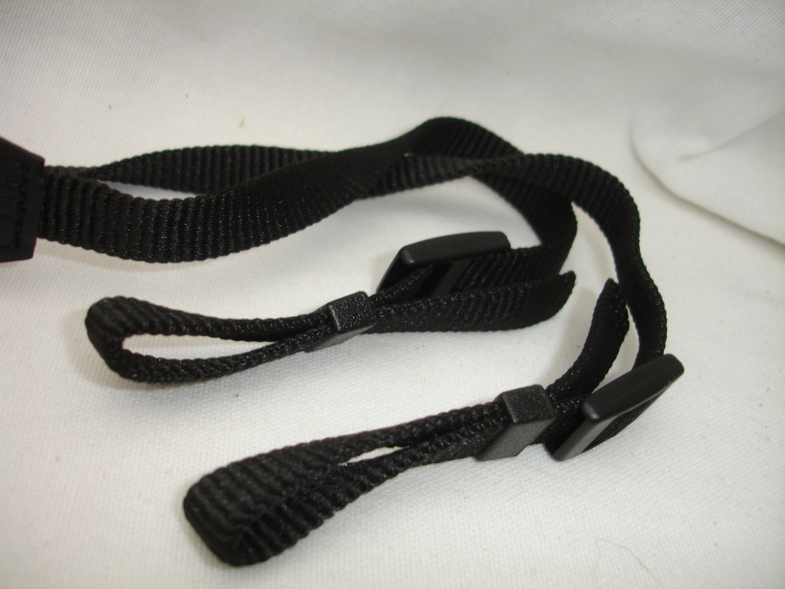 Panasonic LUMIX camera strap 1.5" wide Genuine ( Black logo)