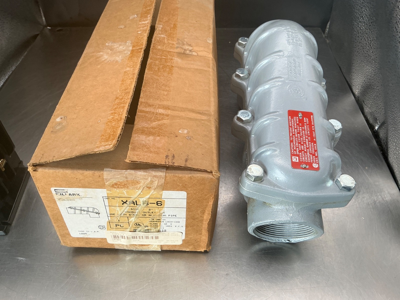 Killark XALB-6 Aluminum Explosion-Proof Conduit Body 2"