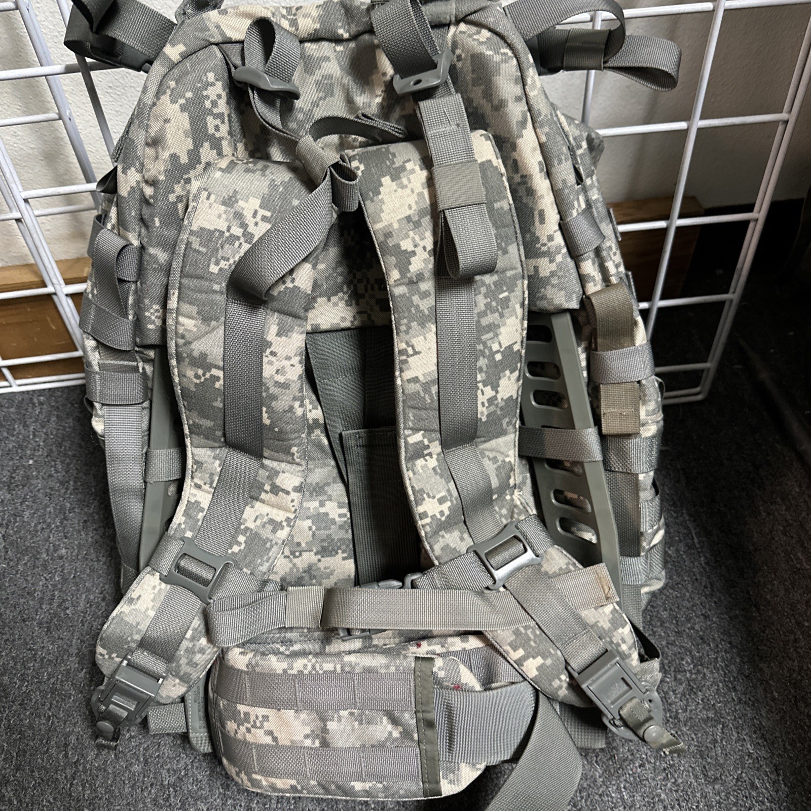 NEW USGI ACU DIGITAL MOLLE Medium Rucksack Backpack New