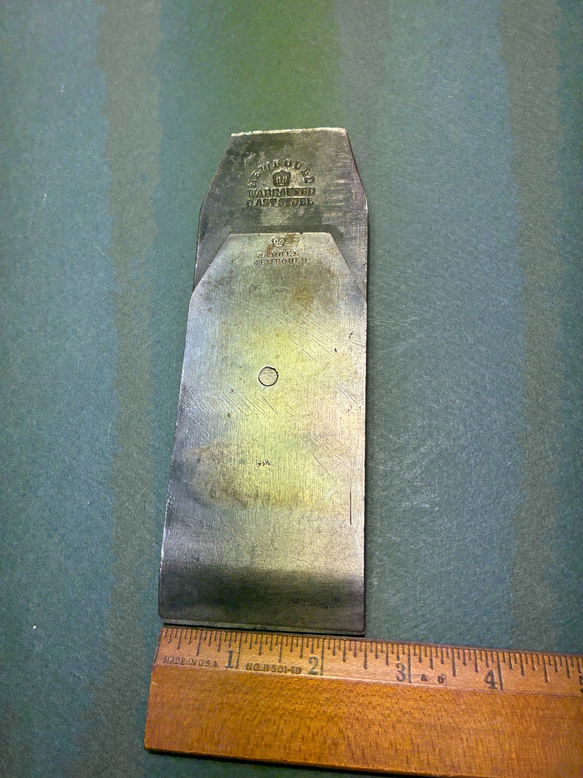 SAMUEL NEWBOULD PLANE IRON AND CHIP BREAKER