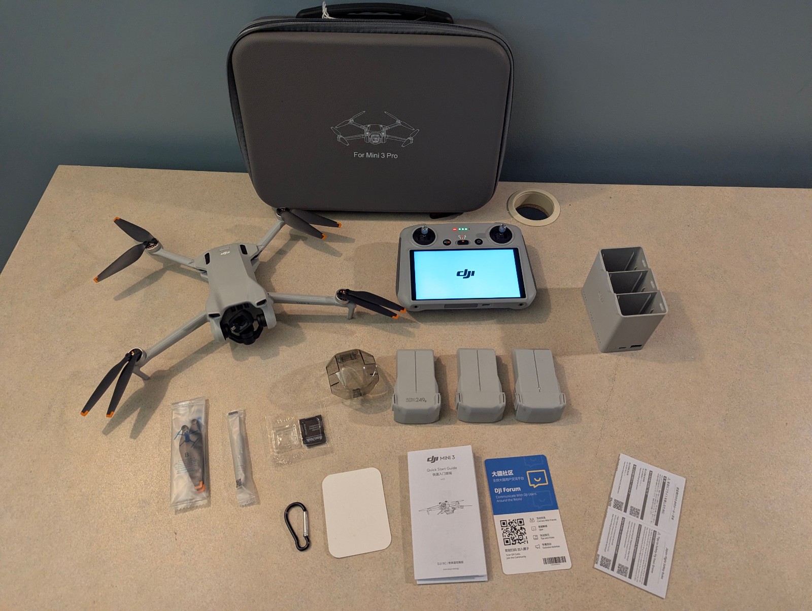 DJI Mini 3 Drone Bundle - 3 Batteries, Case, 256GB SD Card, Extra Props + Case