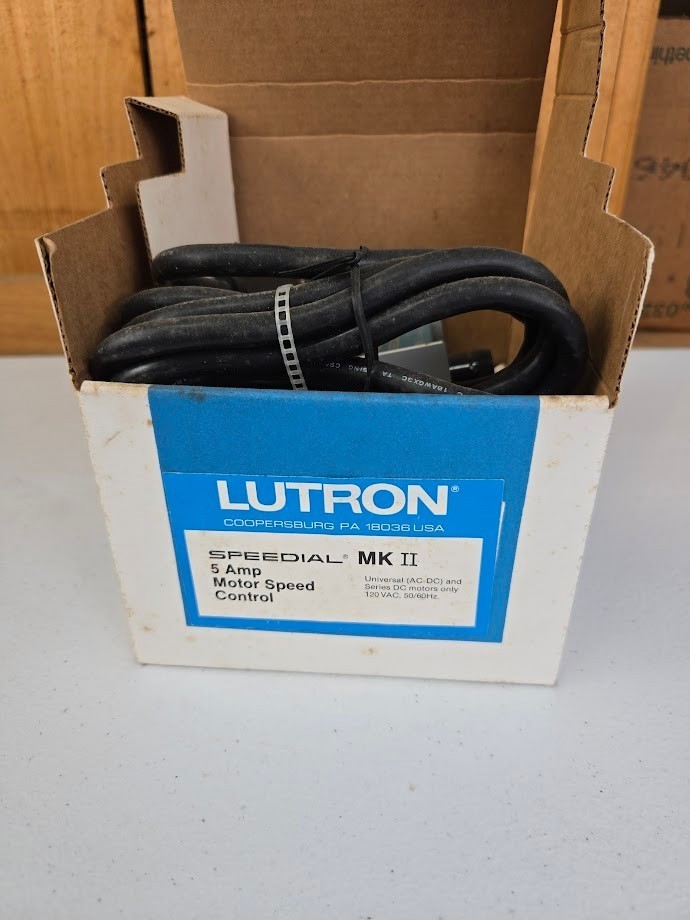 Lutron SpeedDial Mark II (5 Amp) – Vintage Variable Control – With Box