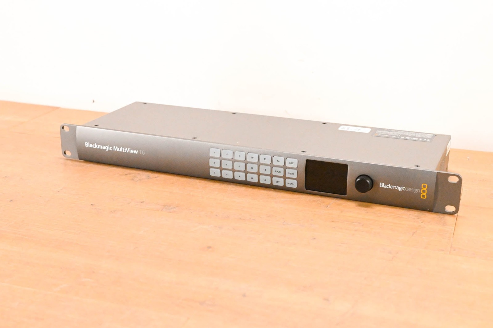 Blackmagic Design MultiView 16 16-source Monitor System CG01ZDW
