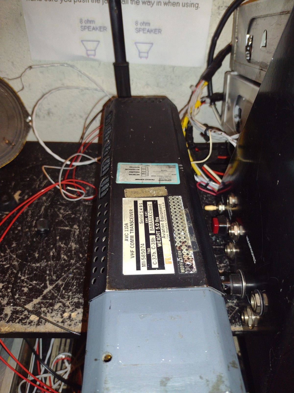 RCA VHF Comm Radio 720 Channels 13.75 Vdc