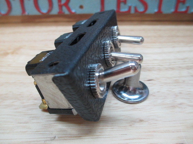 RAT ROD TOGGLE SWITCH SET UP VINTAGE OLD DASH INSTRUMENT CLUSTER PANEL SCTA 25A