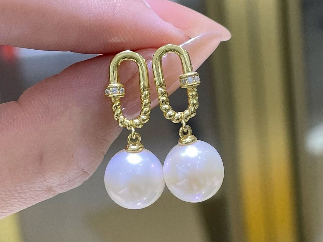 gorgeous a pair of  9-10mm south sea round  white  pearl earring 925s(mtrh)