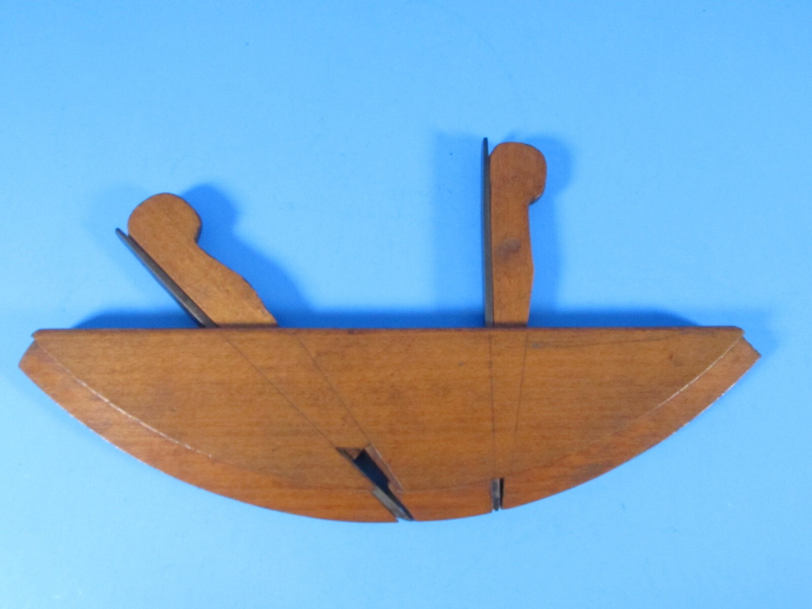 fascinating compassed 5/16" wood dado molding plane cuts 9" radius for barrels??