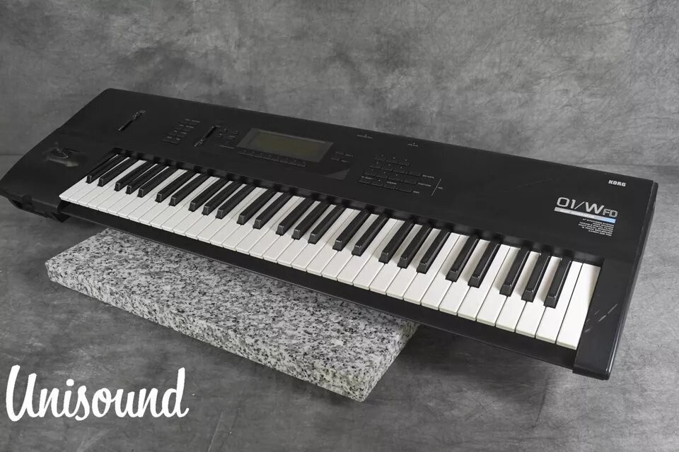 Korg 01/W FD 61-Key Keyboard Synthesizer with Power Cable Used from Japan