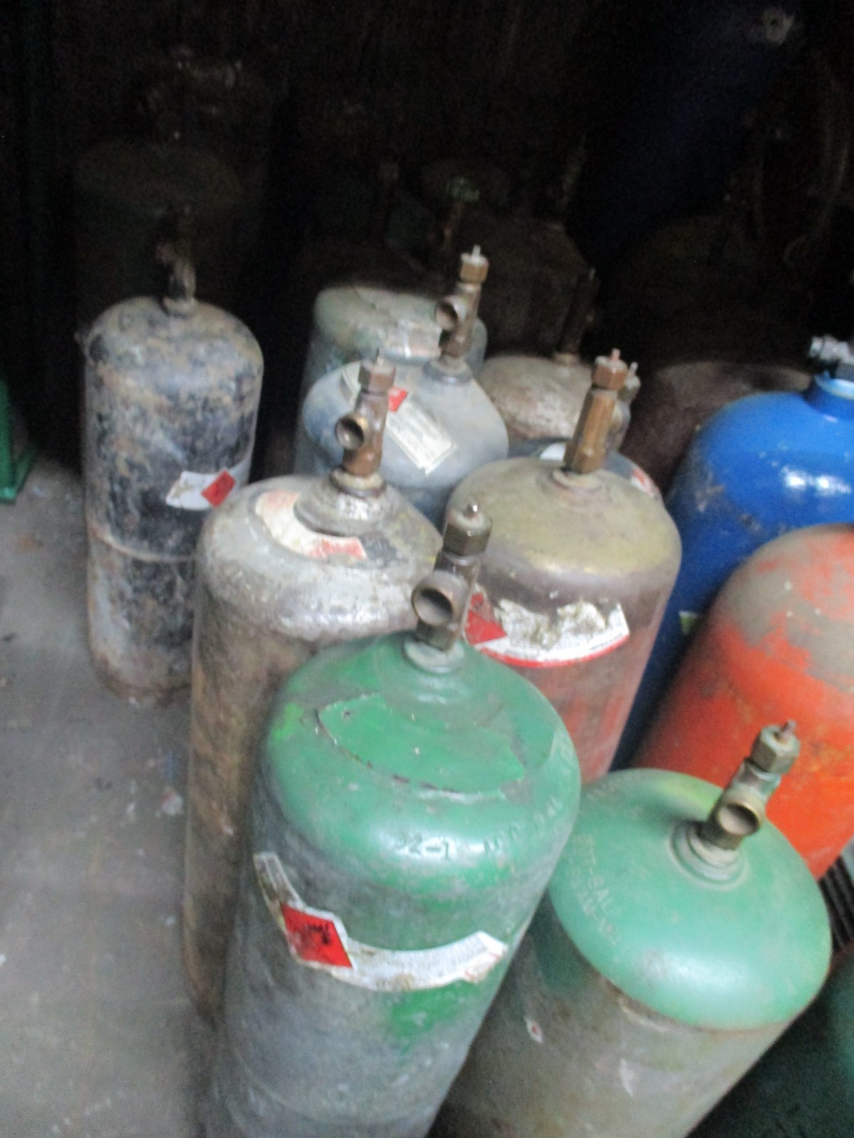 1 ACETYLENE B TANK 40cu