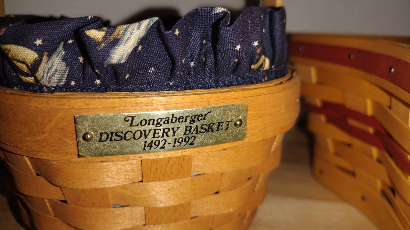 Longaberger 2001 Christmas Collection W/Liner Protector & More Lot.