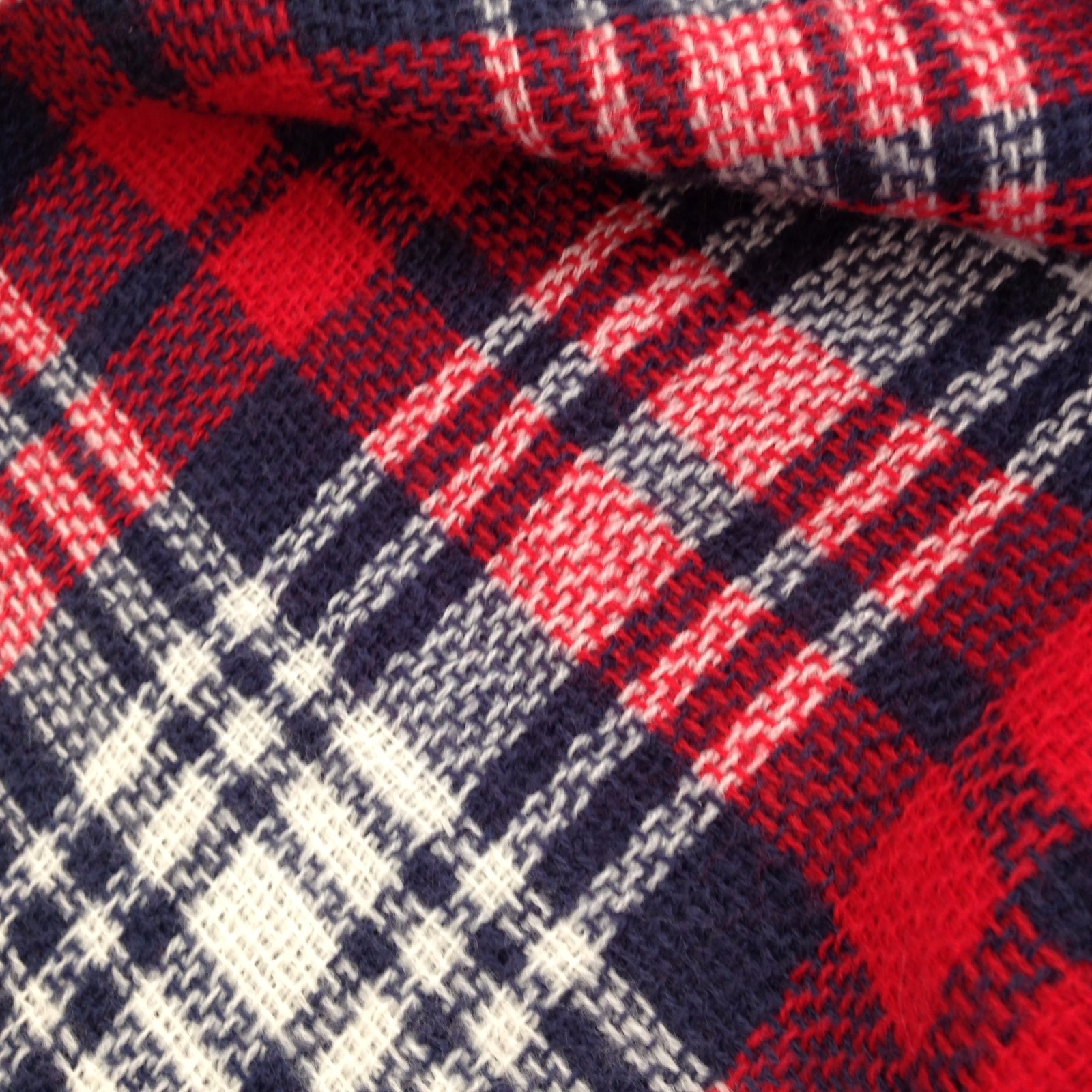 $65 Bloomingdale'S Unisex Men Red Blue Plaid Casual Winter Muffler Scarf Shawl