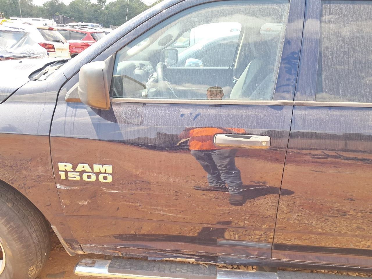 TDODR1500 2013 Glove Box 4778347