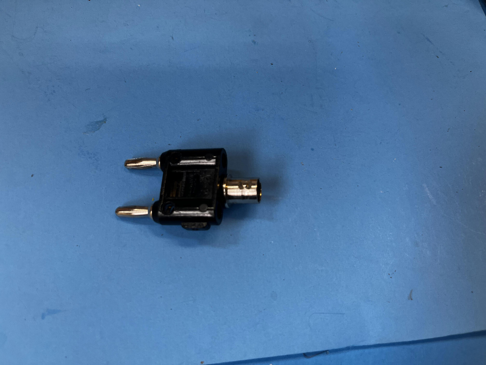 1tt  1pcs Pomona 1269 BNC to Double Banana Plug BNC Female
