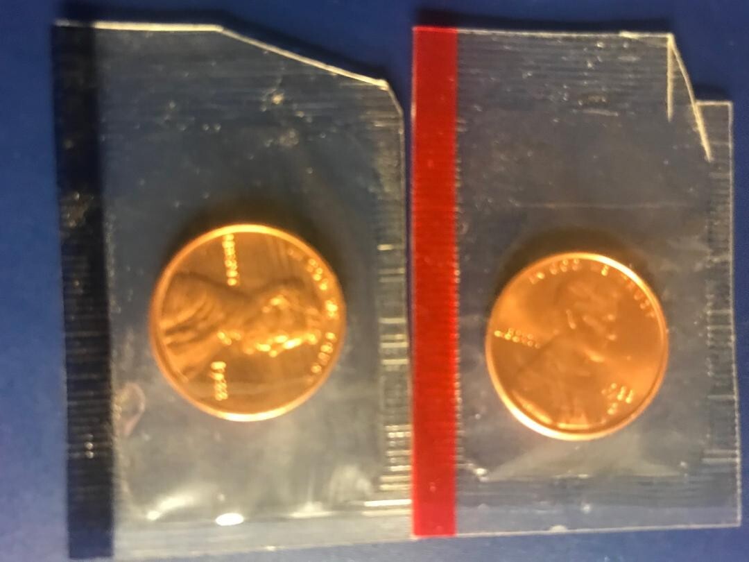 1988 P+D LINCOLN CENT STILL IN MINT CELLO NICE L@@K