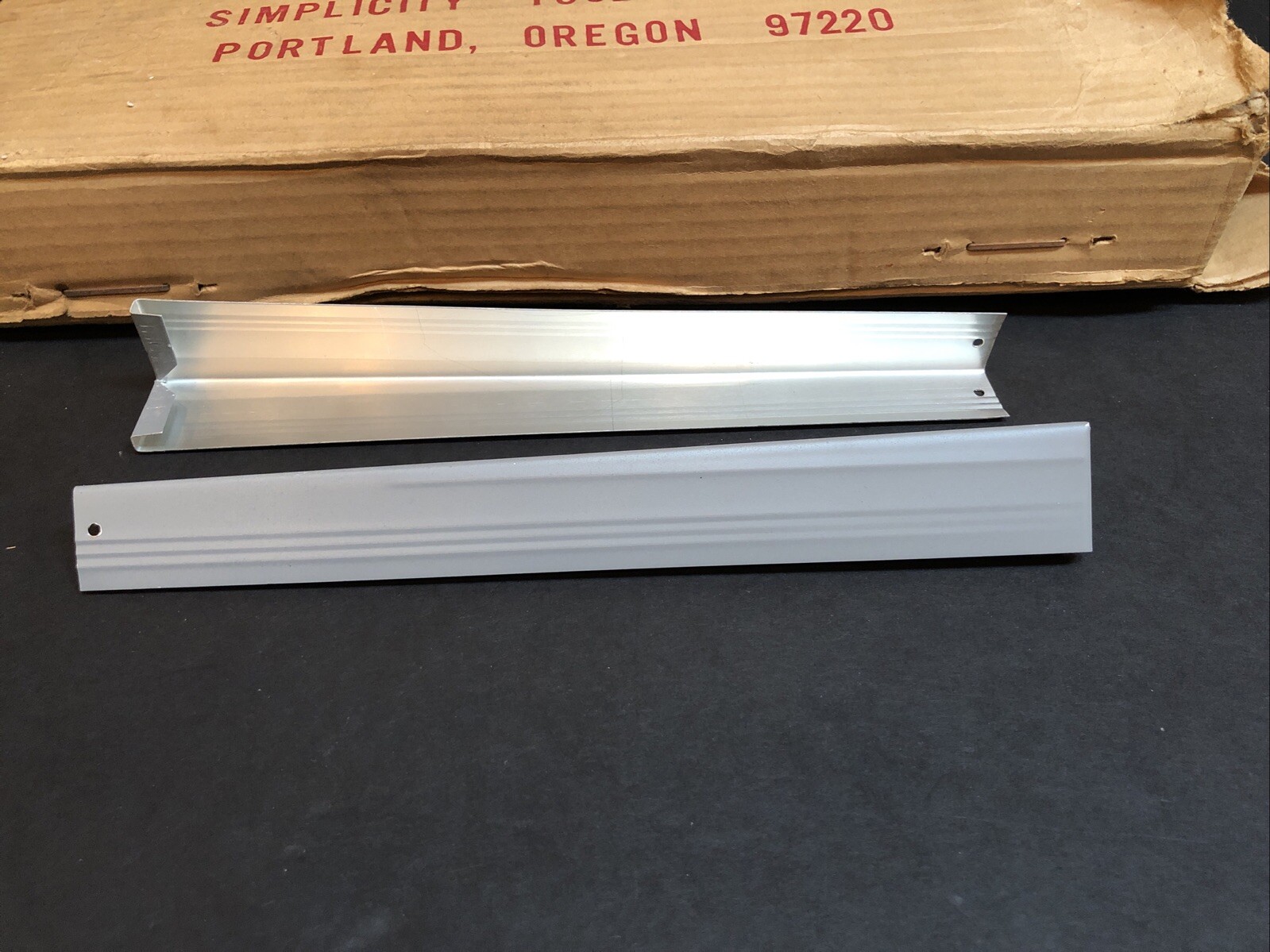 100 - Simplicity Tool Siding corners. NEW OLD STOCK