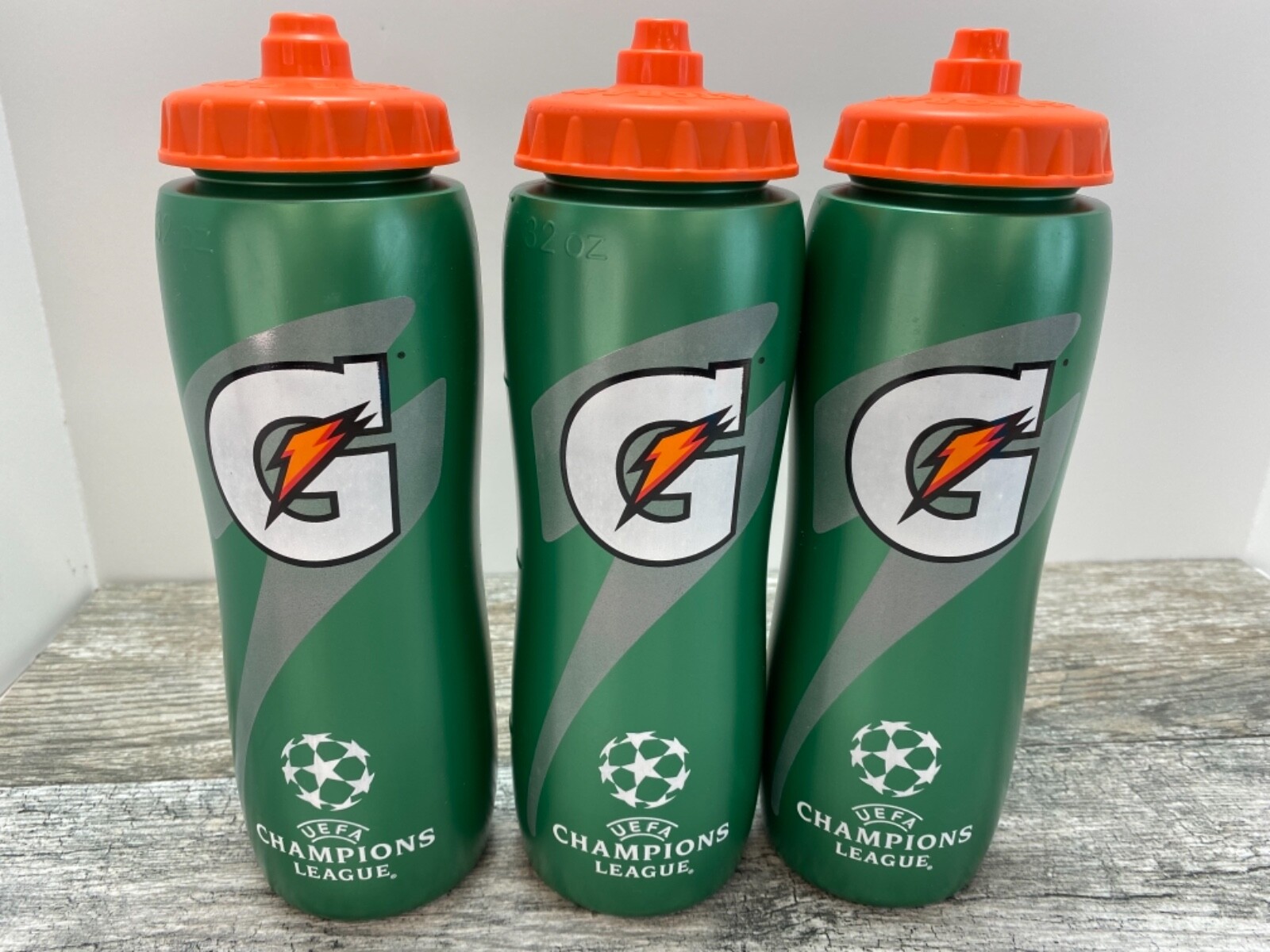 GATORADE SQUEEZE SPORTS WATER BOTTLE SOCCER CHAMPIONS LEAGUE  32 OZ lot of 3