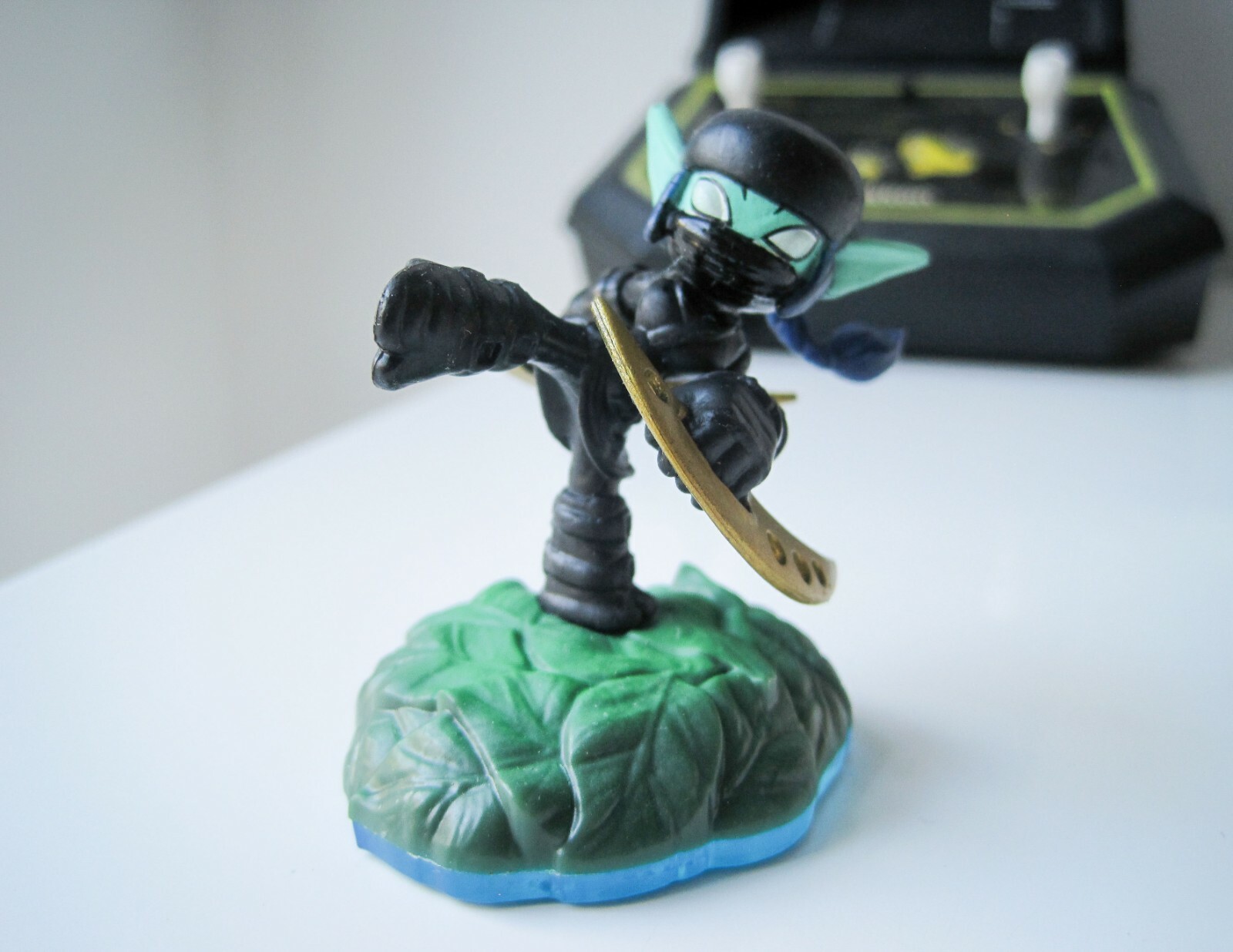 STEALTH ELF, NINJA - SKYLANDERS SWAP FORCE | MODEL NO 84749888