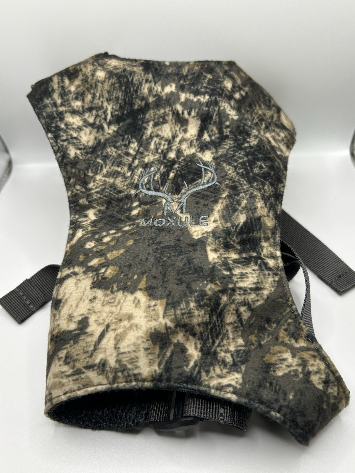 MOXULE Binocular Harness Chest Pack with Rangefinder Pocket Camo