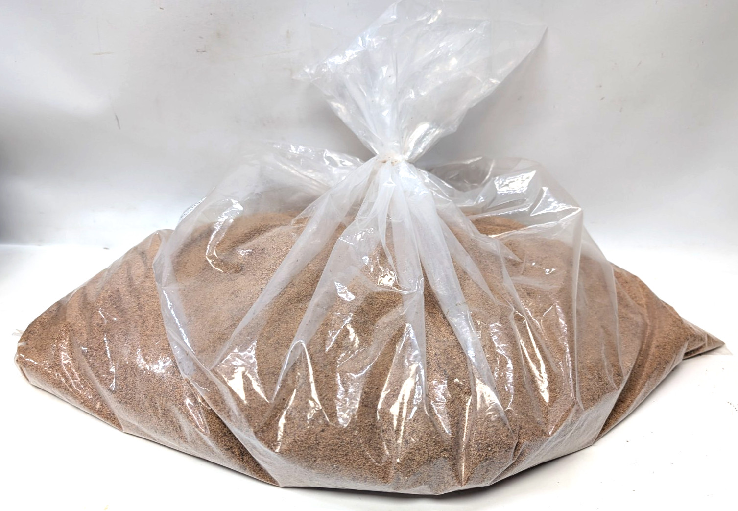 16 lbs  Ground Walnut Shell Media 18-40 Grit Fine  Blast Tumbling Vibratory