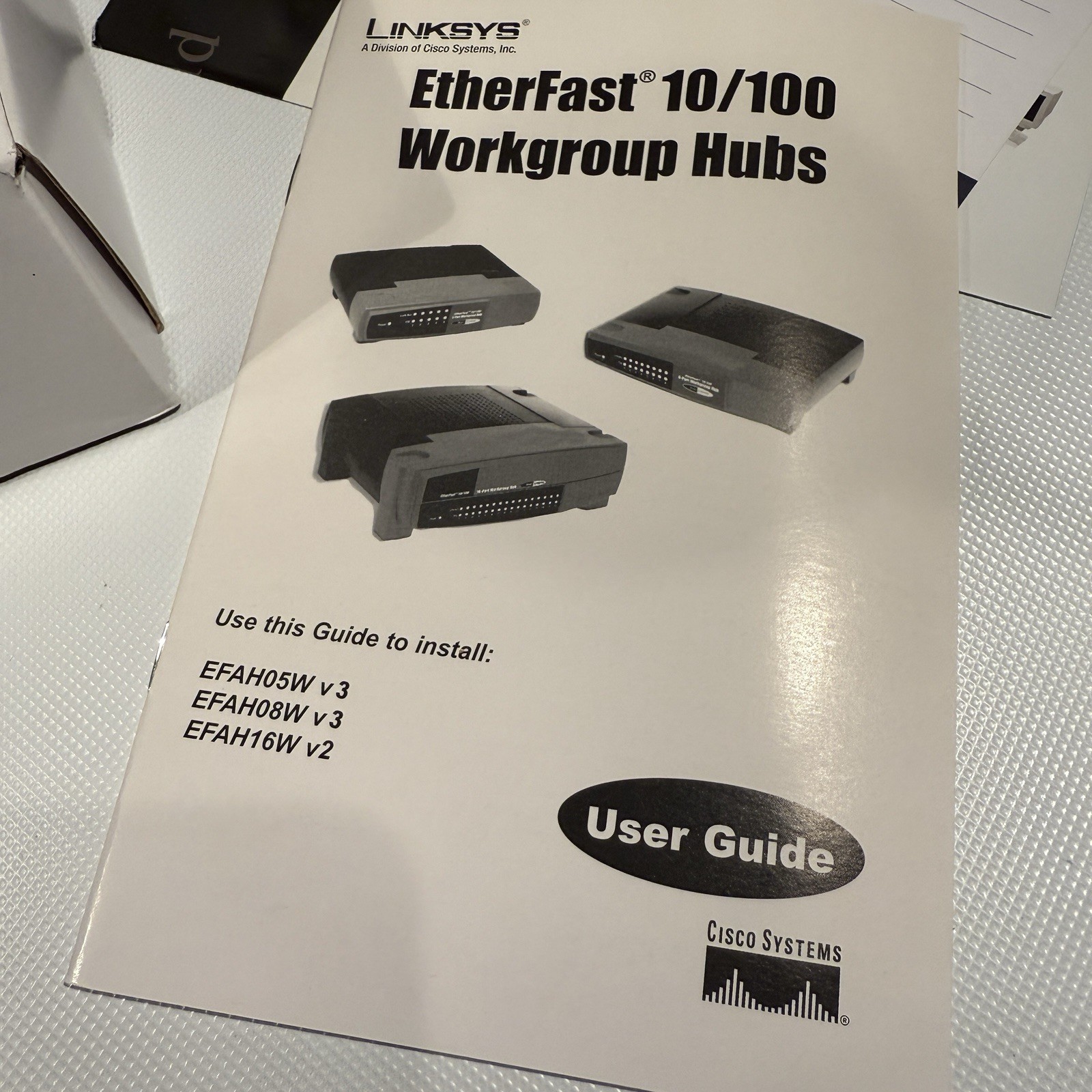 LINKSYS 8 PORT WORK GROUP Ethernet HUB 10/100 - EFAH08W version 3 w/box & guide.