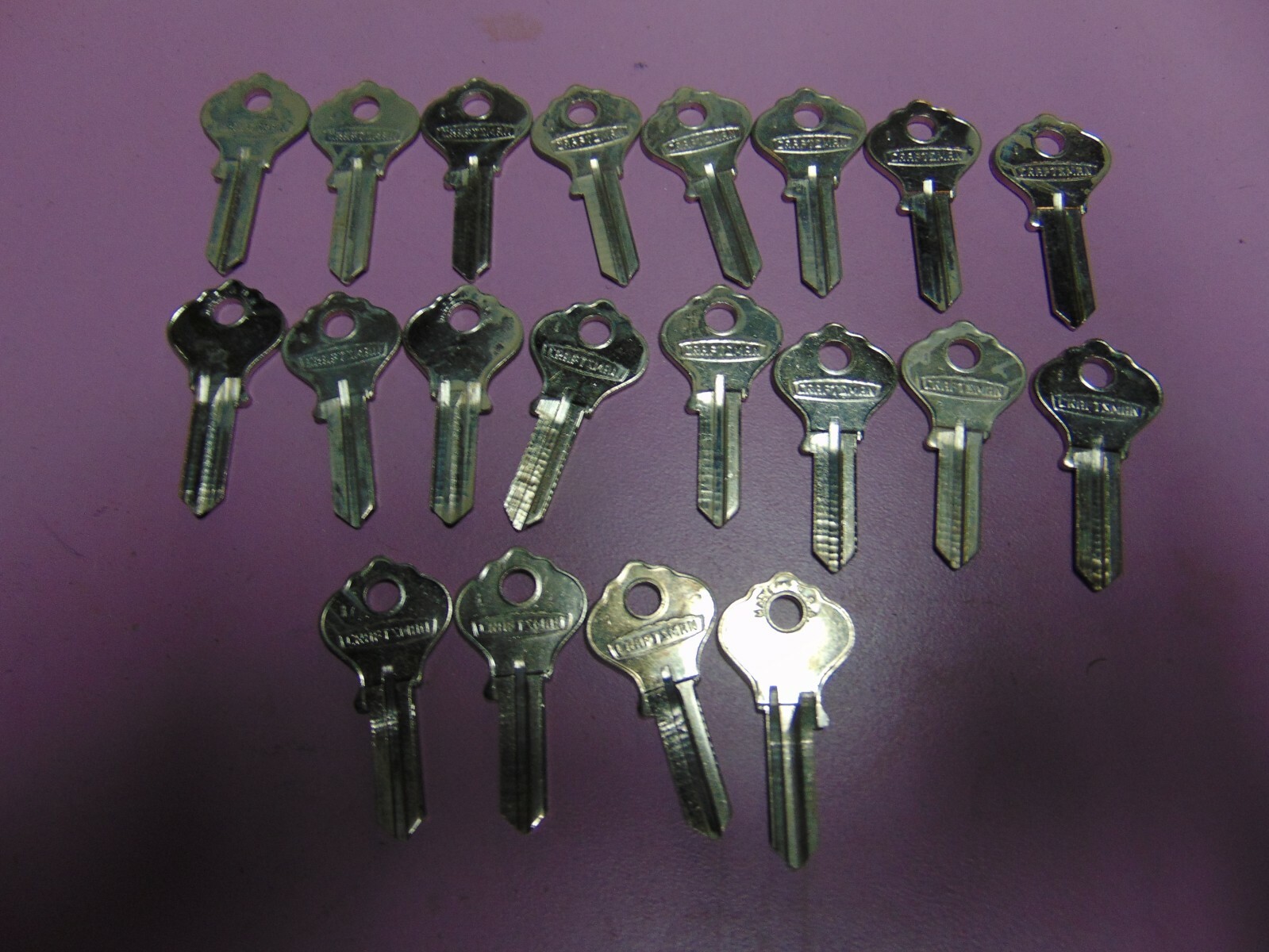 19 KEYS ORG. CHARFTMAN KEYS BLANKS UNCUT LOCKSMITH