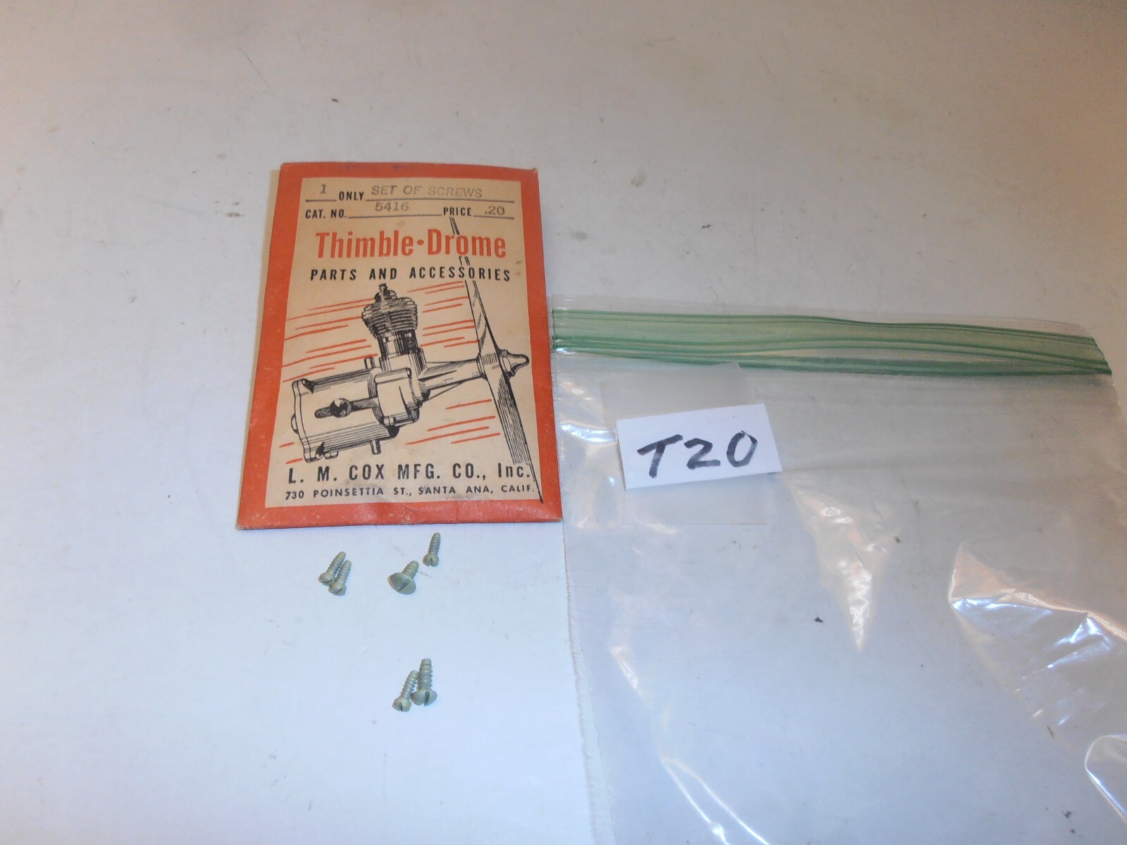 Cox Set of Screws #5416