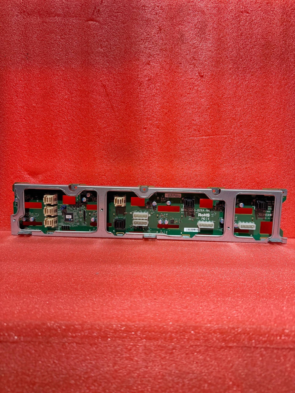 SuperMicro BPN-SAS3-826A-N4  2U 12x 3.5IN SASSATA 4x NVMe Backplane