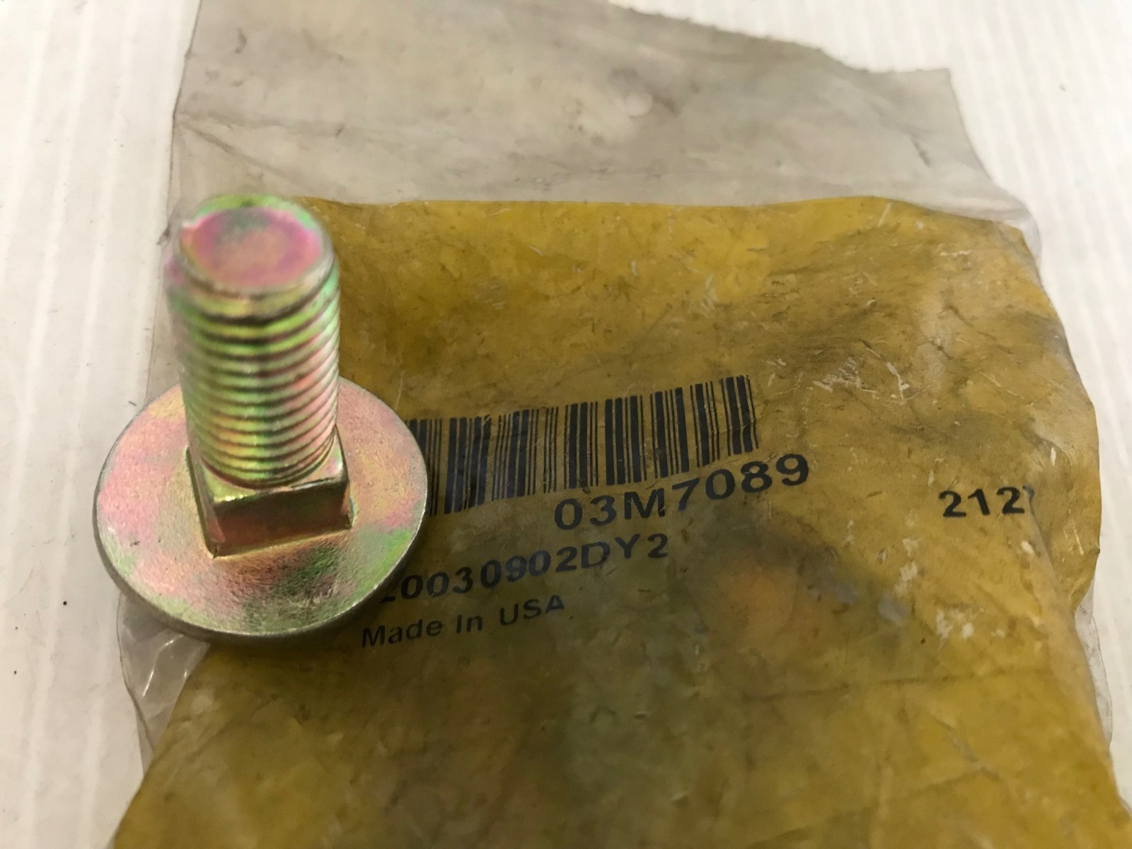 03M7089  GENUINE John Deere BOLT   Replaces FOR073
