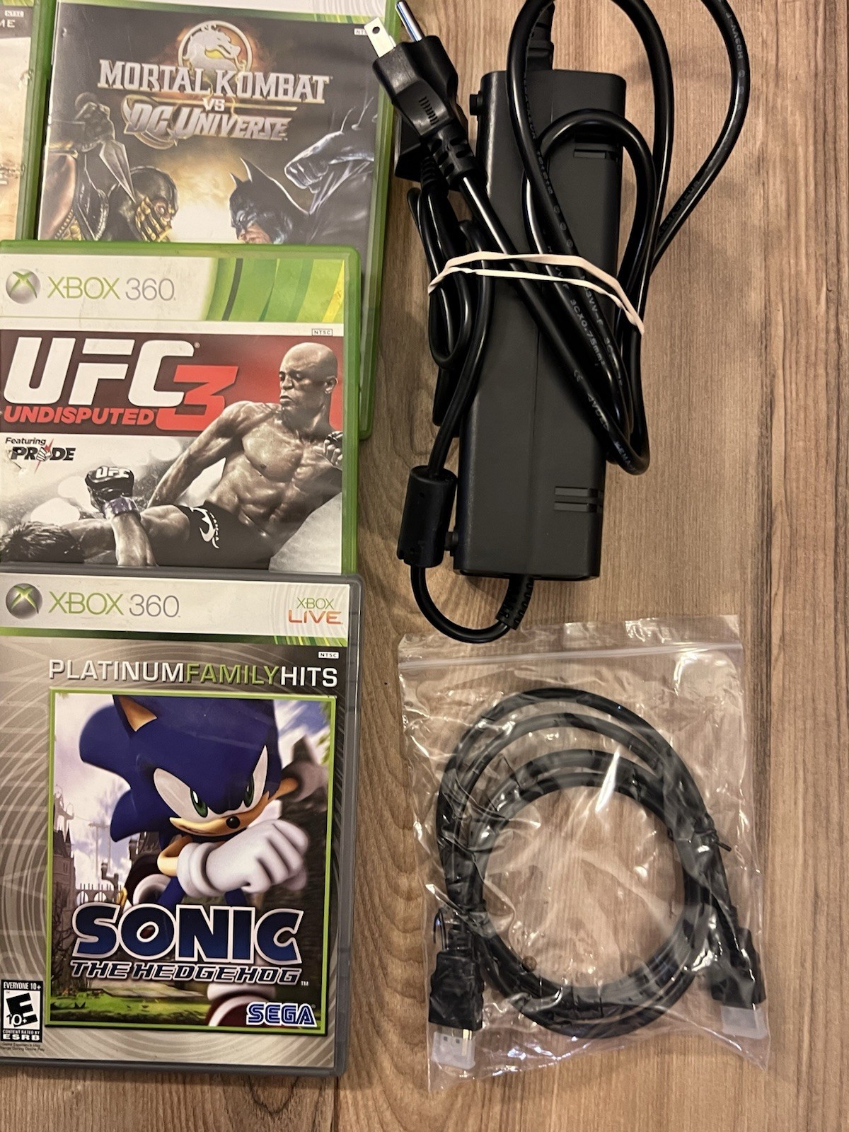 Xbox 360 S Slim Bundle 1439 250GB Console Bundle 10 Games Controller Tested