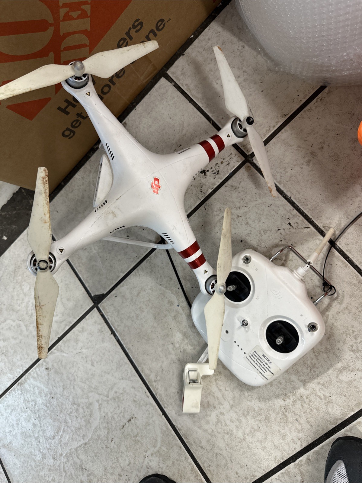 DJI Phantom 3 W323 Standard Quadcopter Drone 3-Axis 4K Camera For Parts