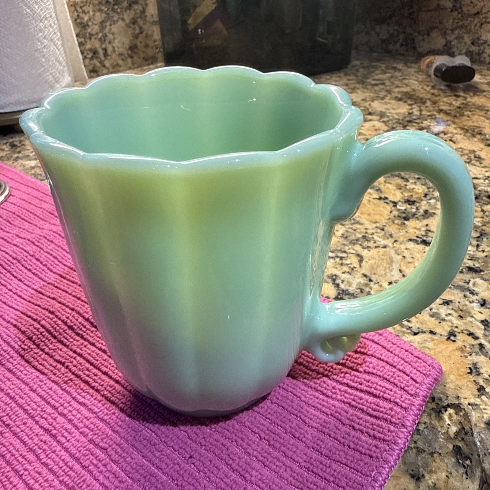 pioneer woman  jadeite mugs set of 4