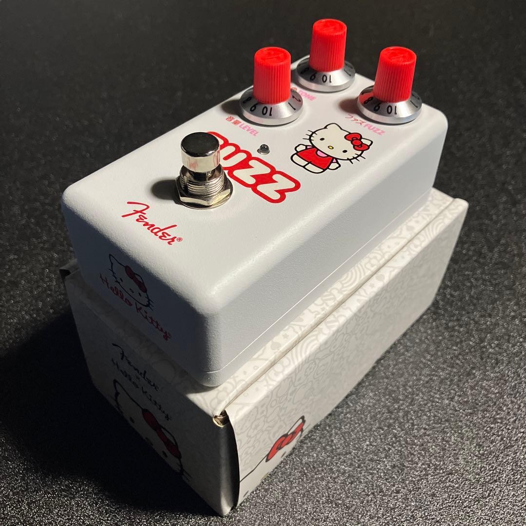 Fender x Hello Kitty Fuzz Guitar Effect Pedal White Limited Edition Compact FX