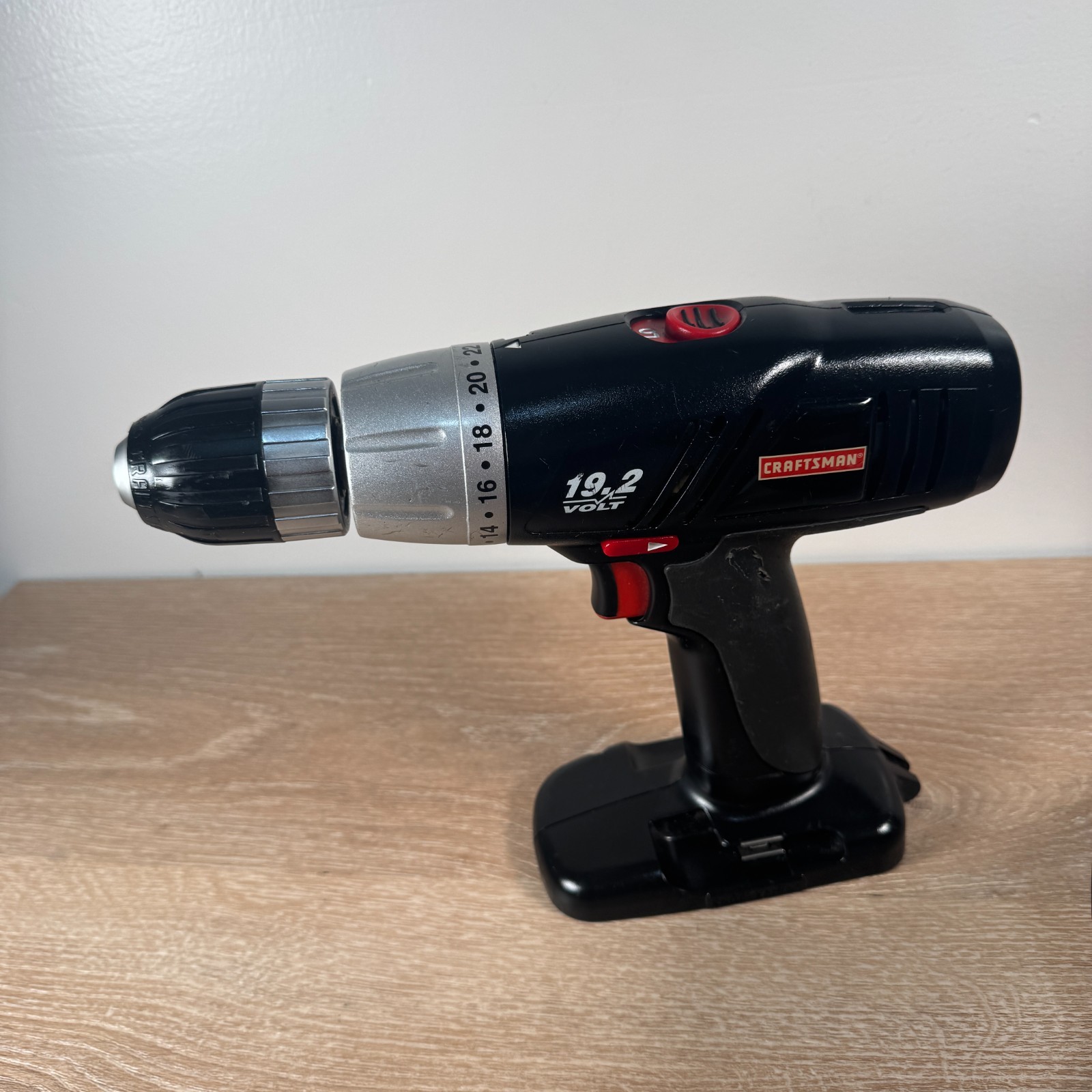 Craftsman 19.2v C3 Tool Set ½ Drill, 5.5” Trim Circular Saw, Fluorescent Light