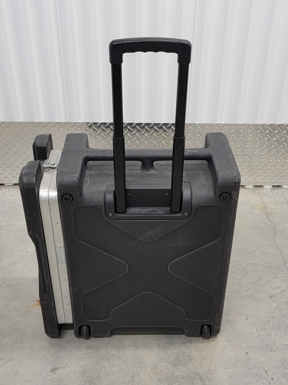 SKB 402-462 Rolling Shock Rack Hard Case